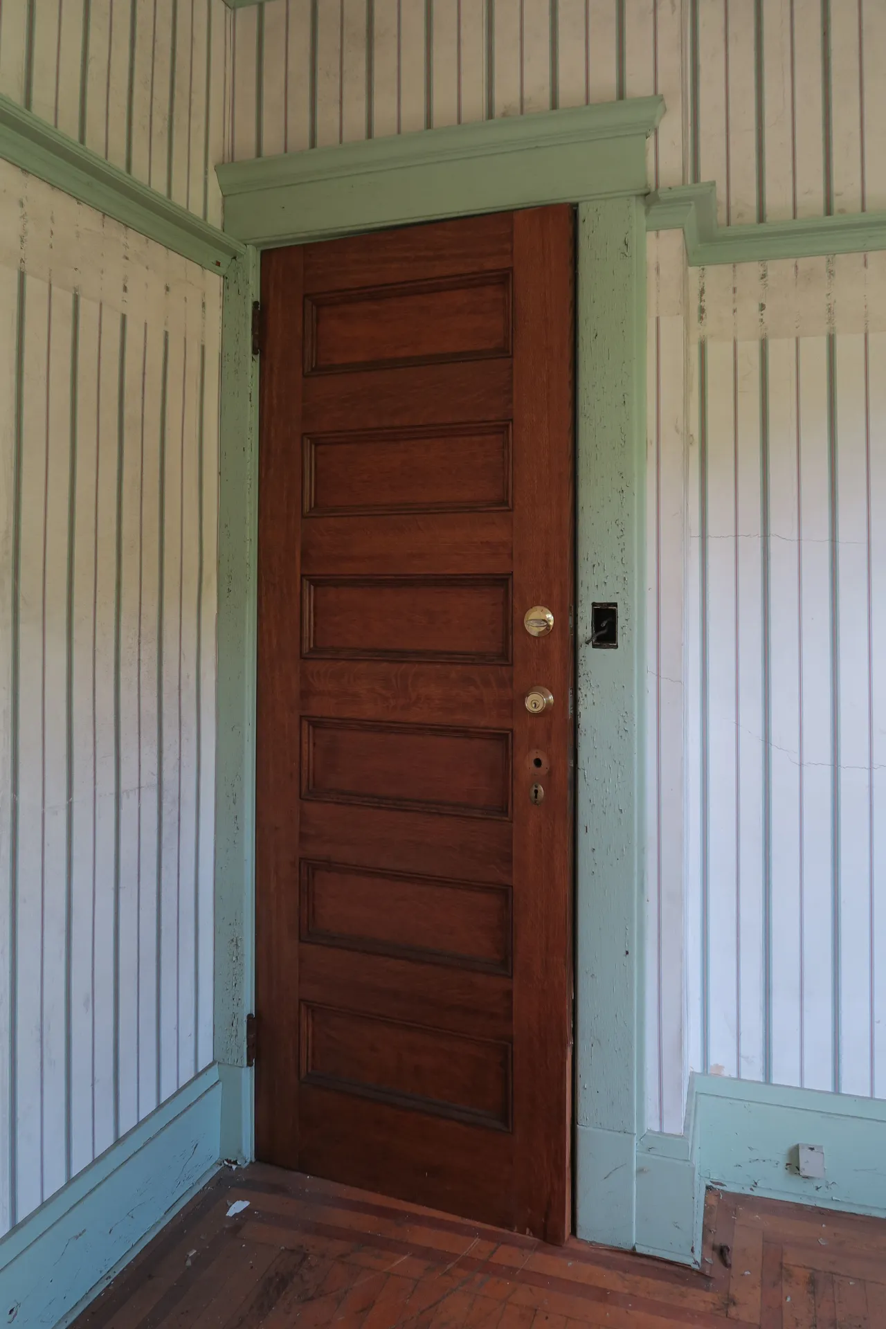 Trim and door painting Connecticut